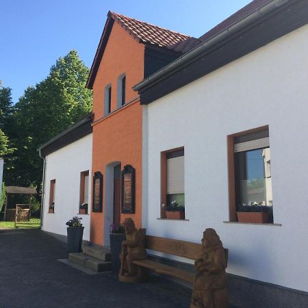 Pension Zum Alten Gasthaus Haensel Krauschwitz Exterior foto